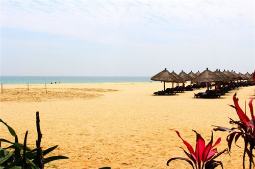 宝龙湾楼盘配套（宝龙湾属于哪个街道）